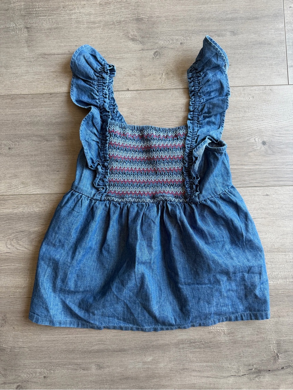 NWT Crown & Ivy Kids smocked tank top - size medium